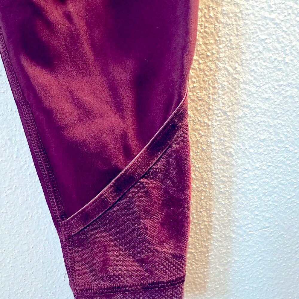 Lululemon Wunder Under Hi-Rise Burgundy Floral Burnout Mesh Leggings | s6 - Picture 15 of 17